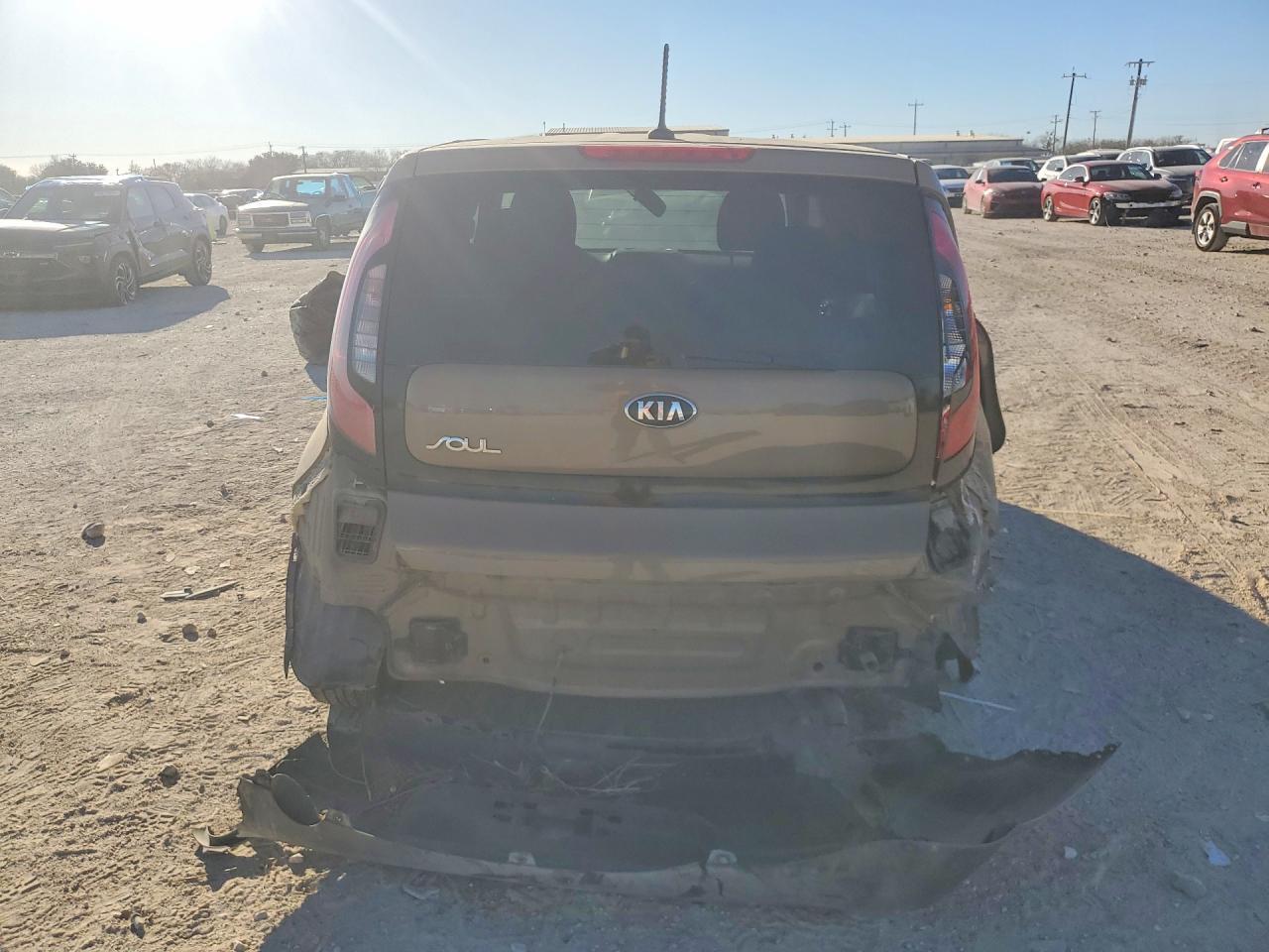 2016 KIA SOUL