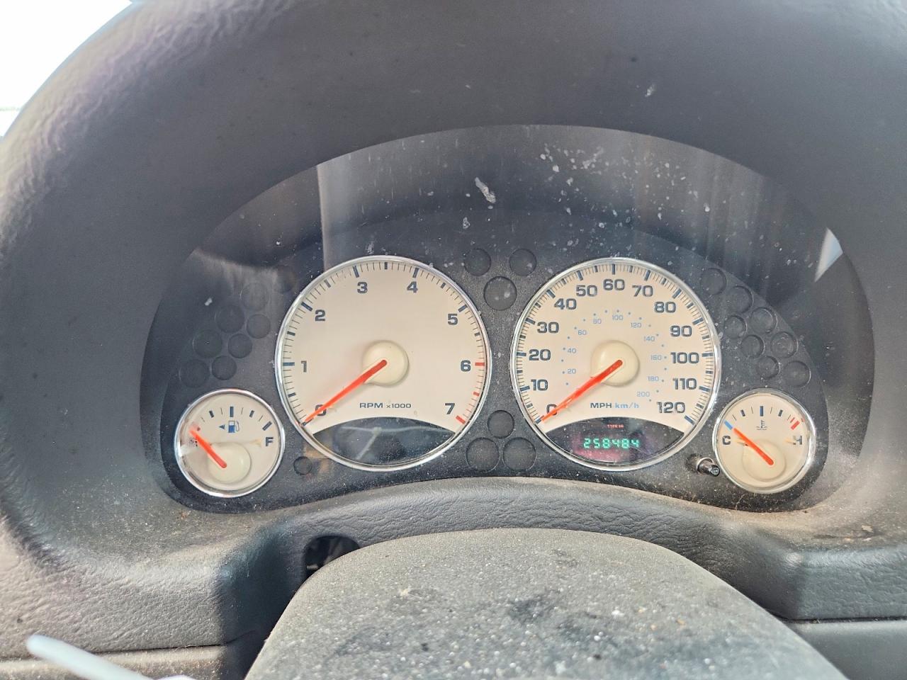 2004 JEEP Liberty