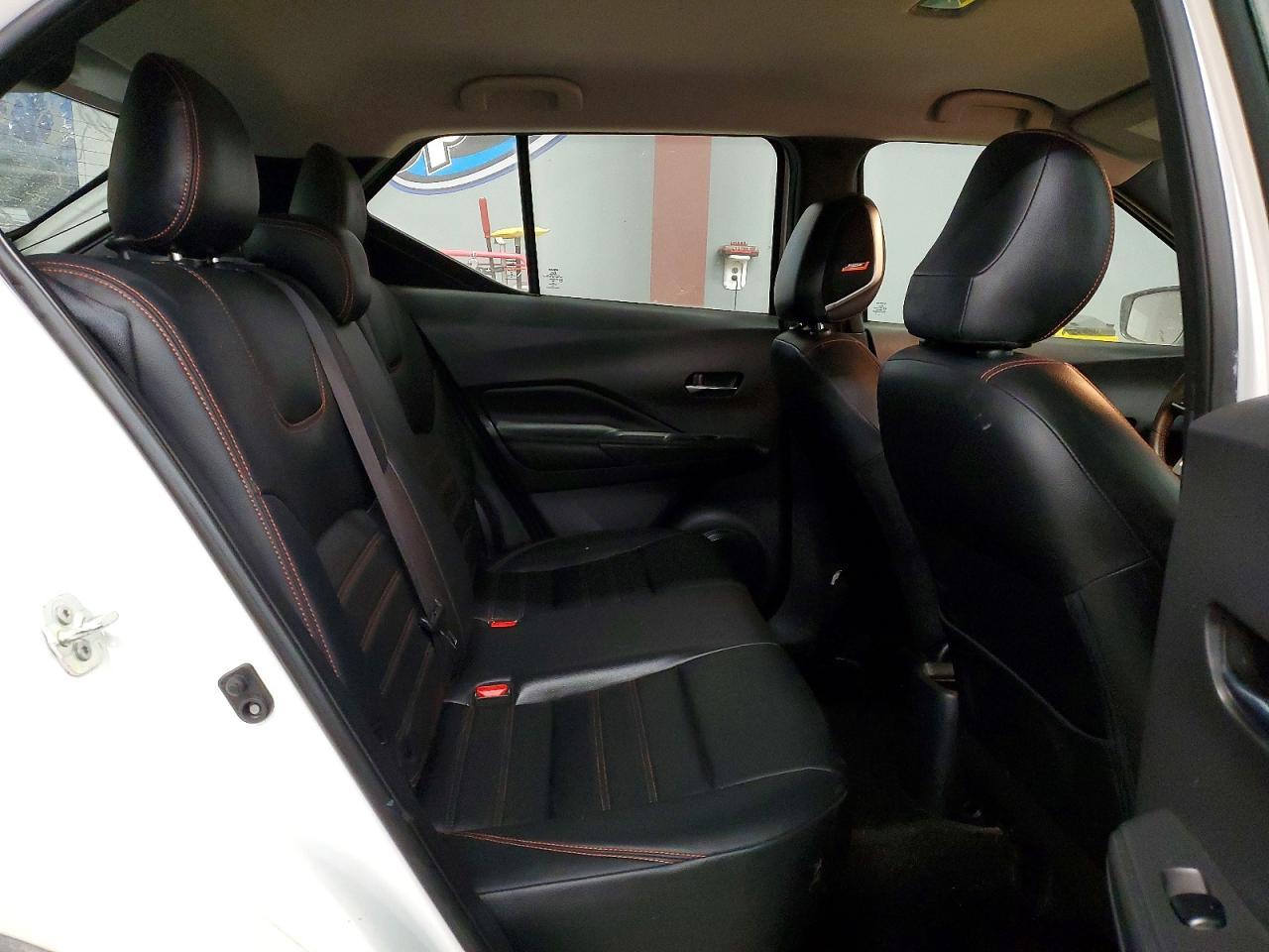 2019 NISSAN KICKS