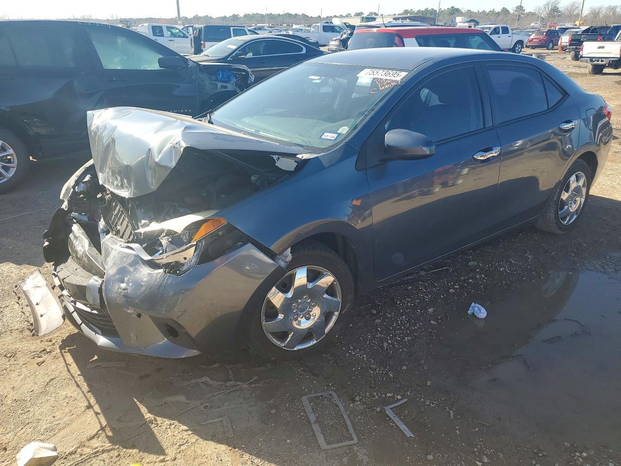 2015 TOYOTA COROLLA