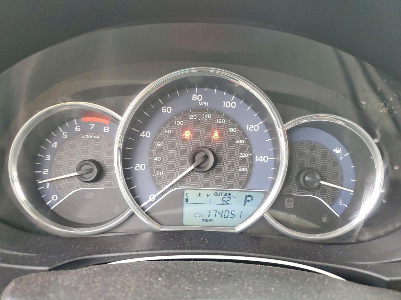 2015 TOYOTA COROLLA