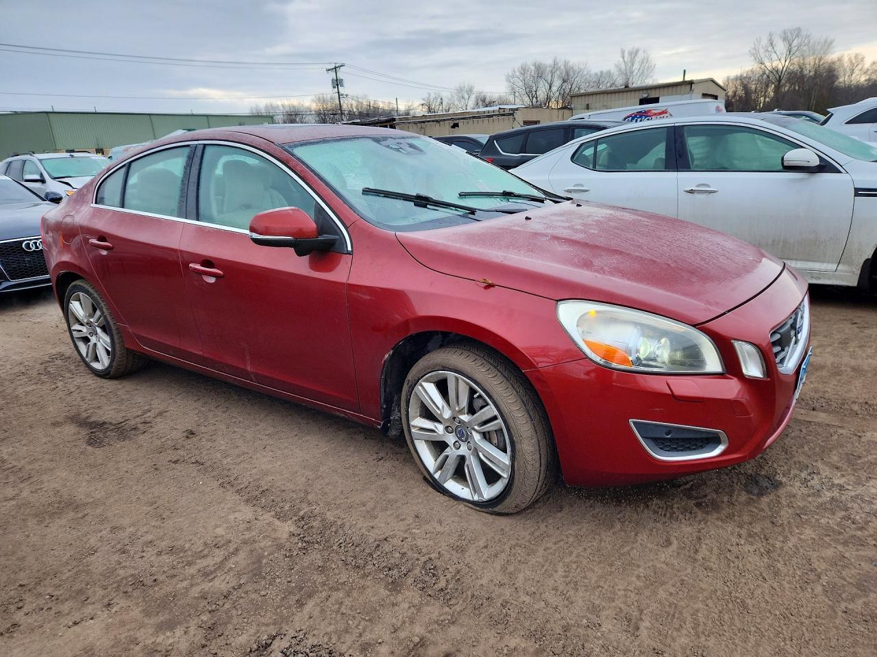 2013 VOLVO S60