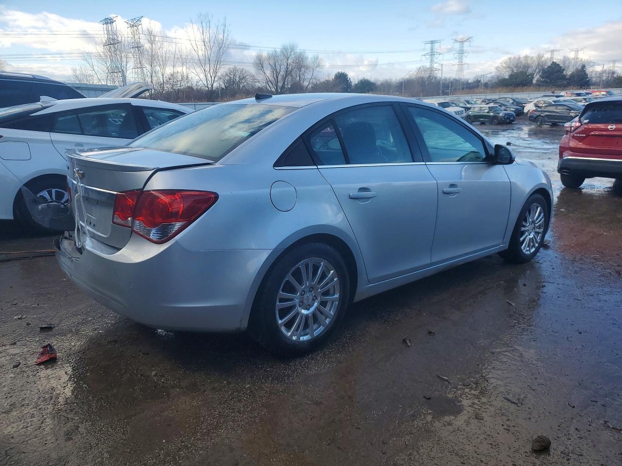 2011 CHEVROLET CRUZE