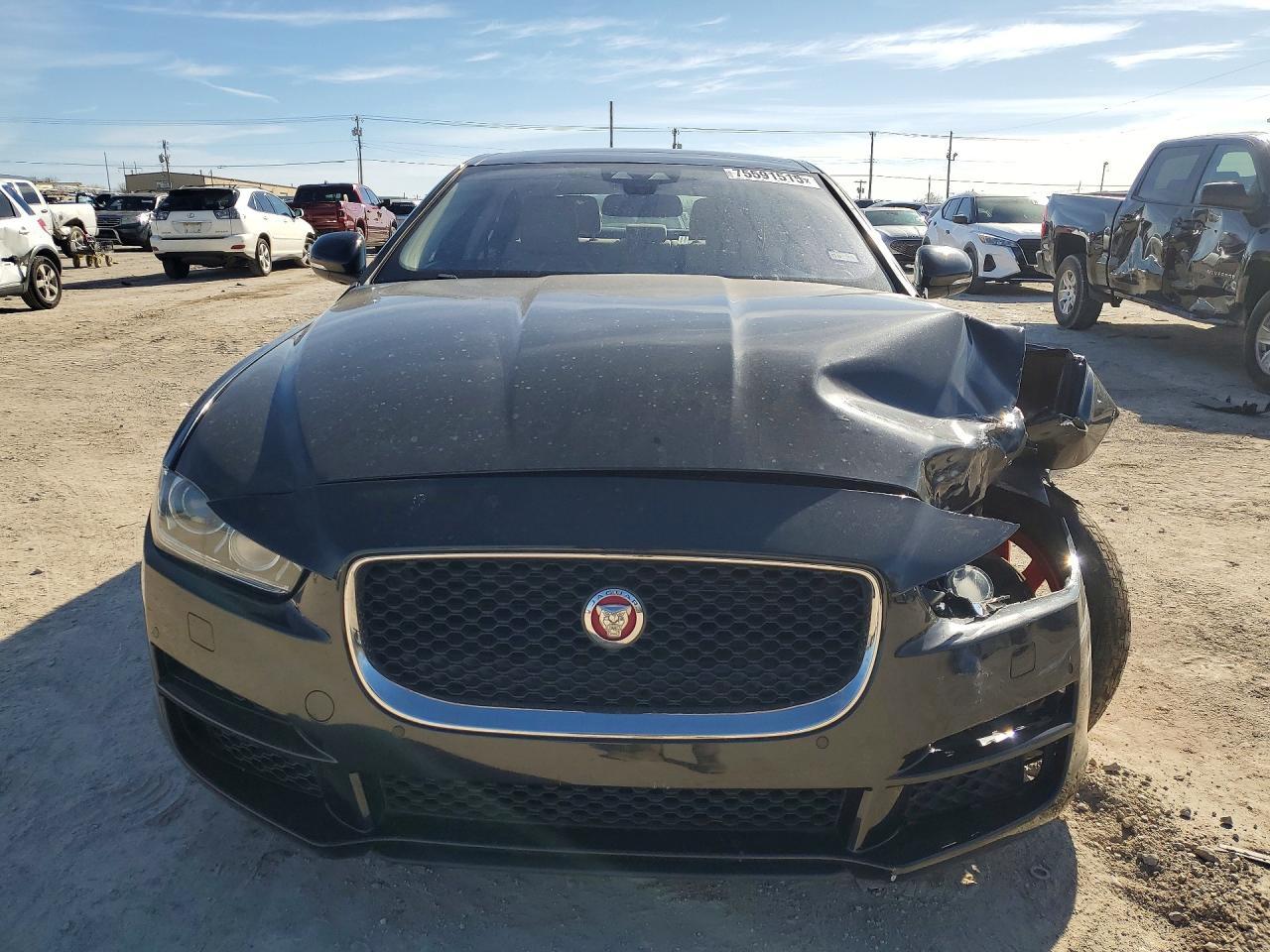 2018 JAGUAR XE