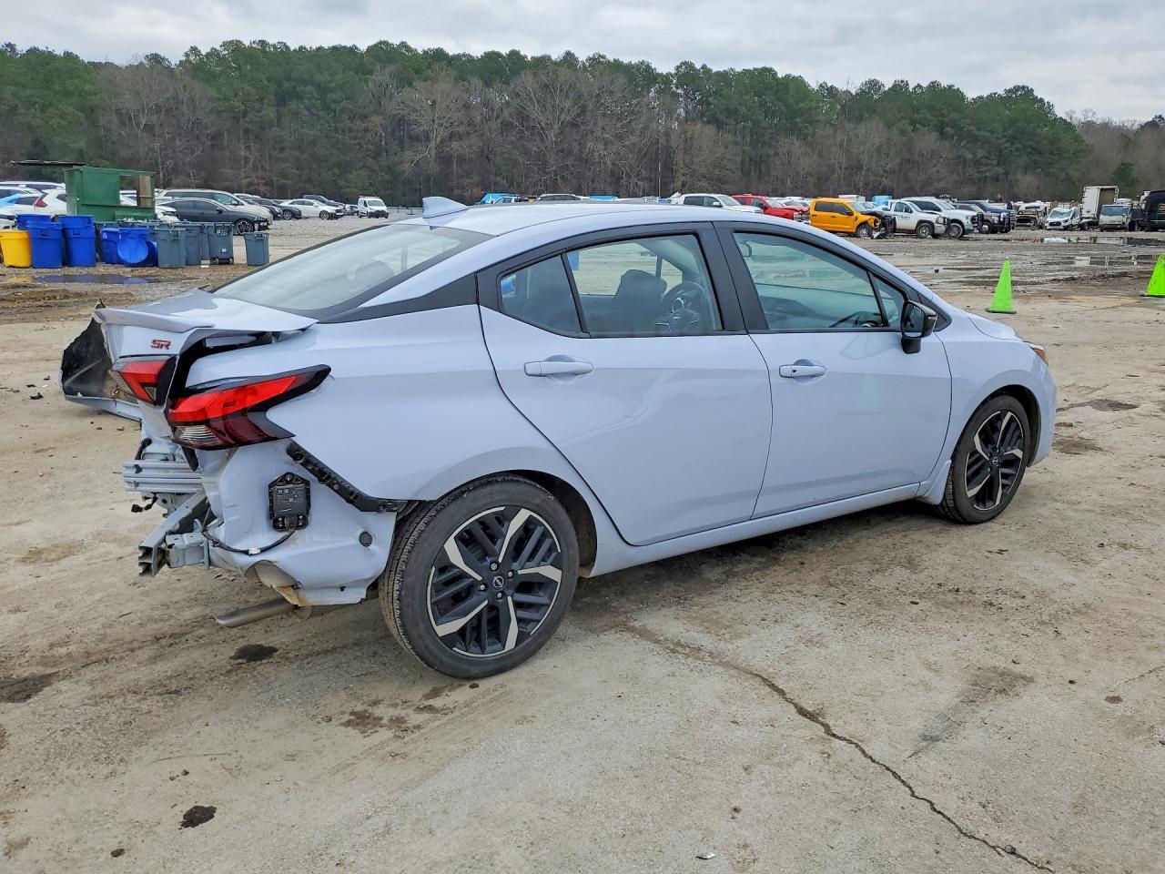 2024 NISSAN VERSA