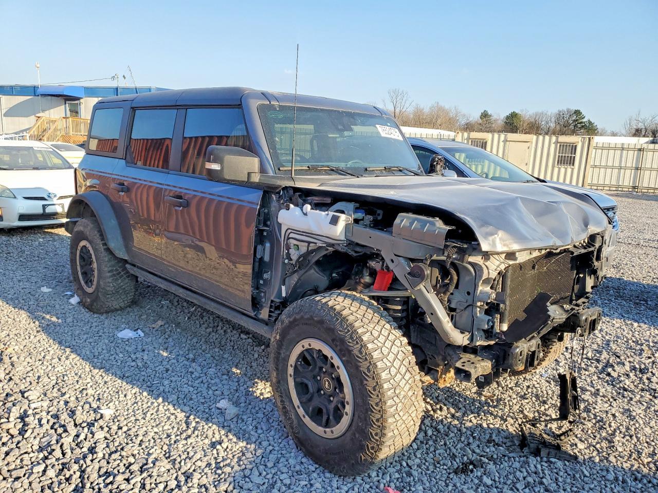 2023 FORD Bronco