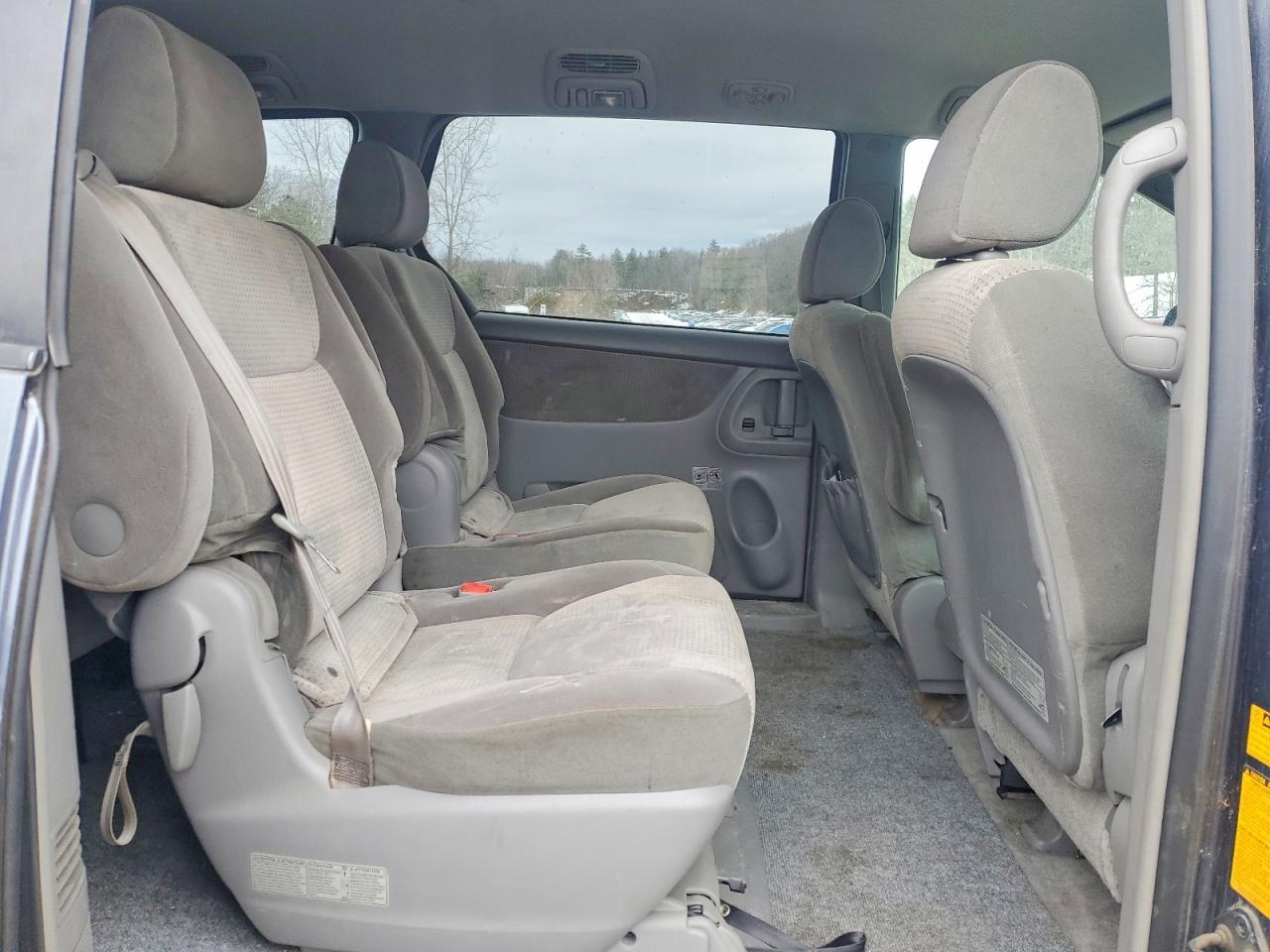 2006 TOYOTA SIENNA