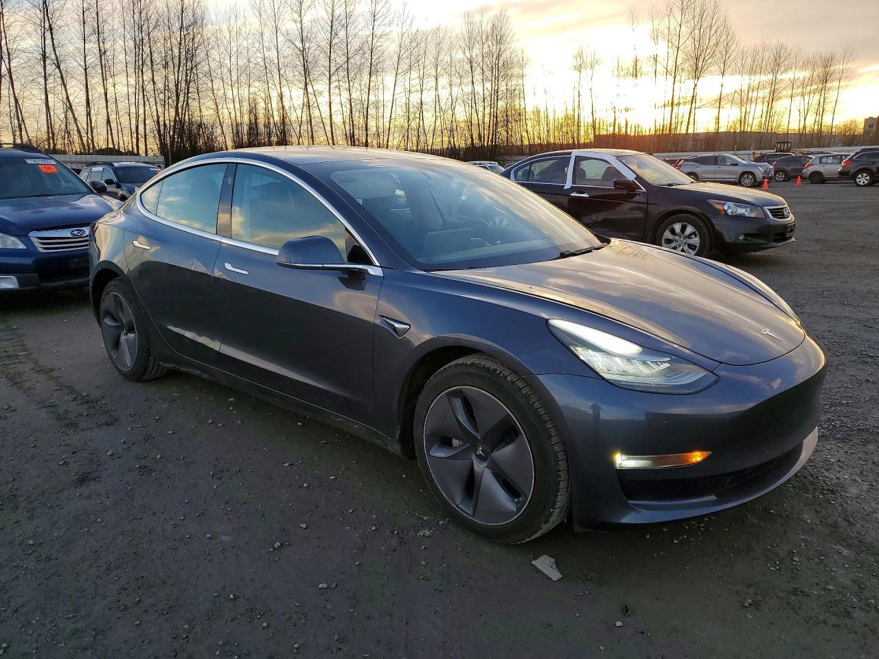 2019 TESLA MODEL 3