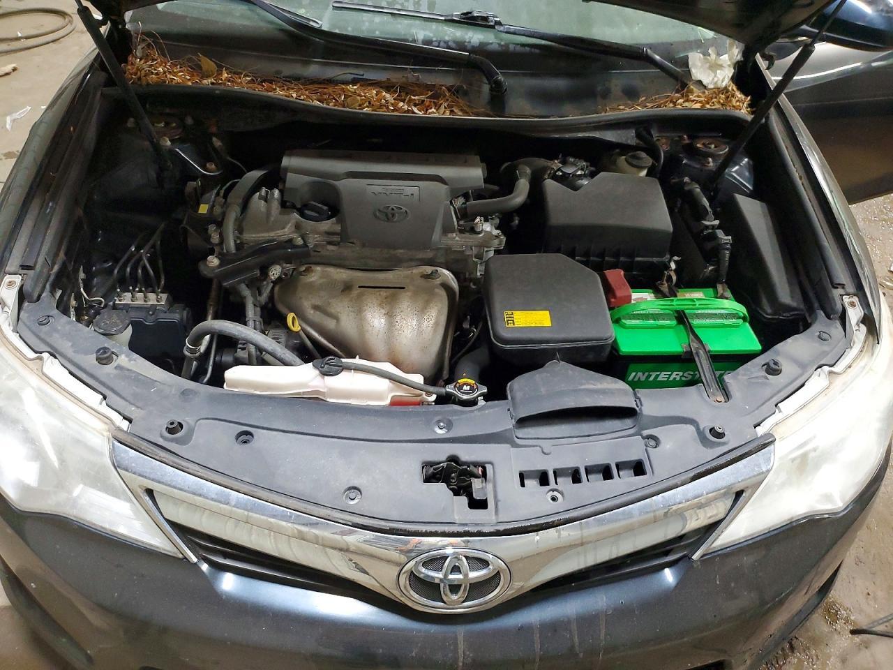 2014 TOYOTA CAMRY
