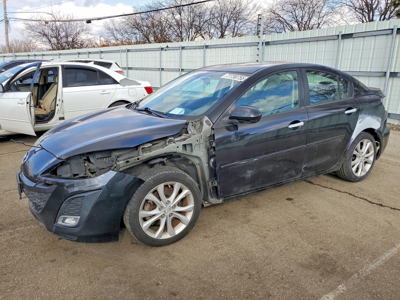 2011 MAZDA 3