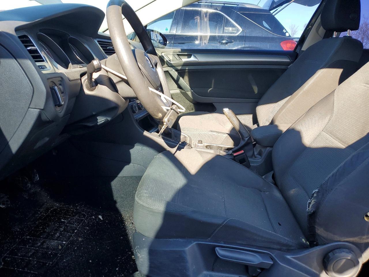 2015 VOLKSWAGEN GOLF