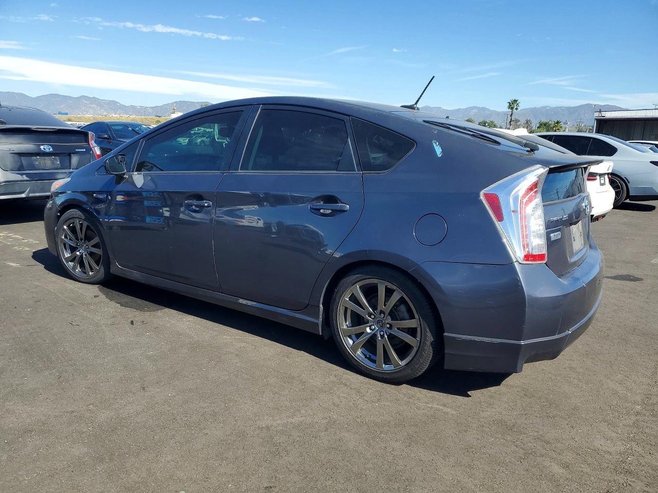 2012 TOYOTA PRIUS