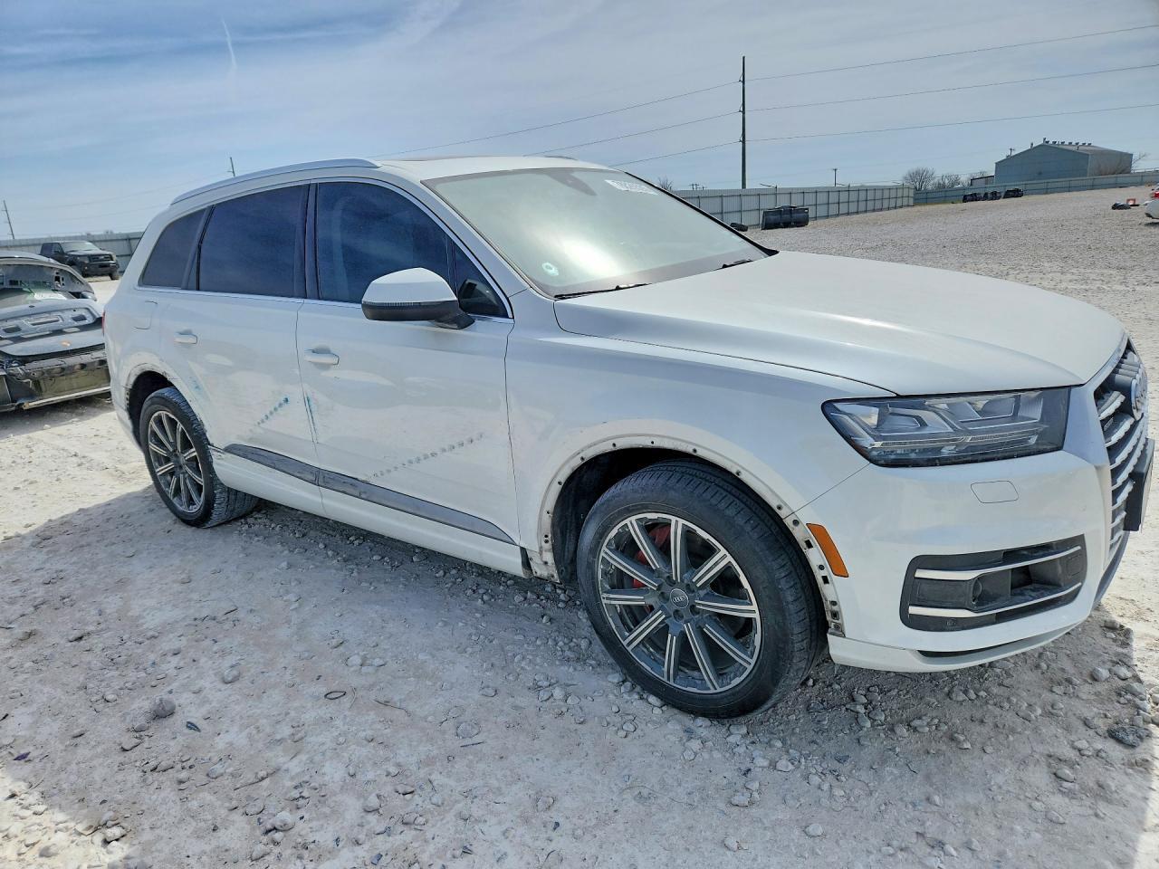 2017 AUDI Q7