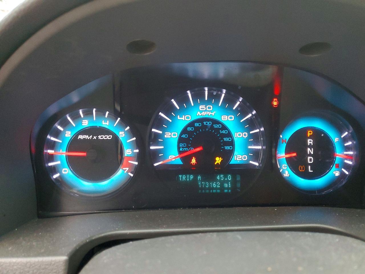 2010 FORD FUSION
