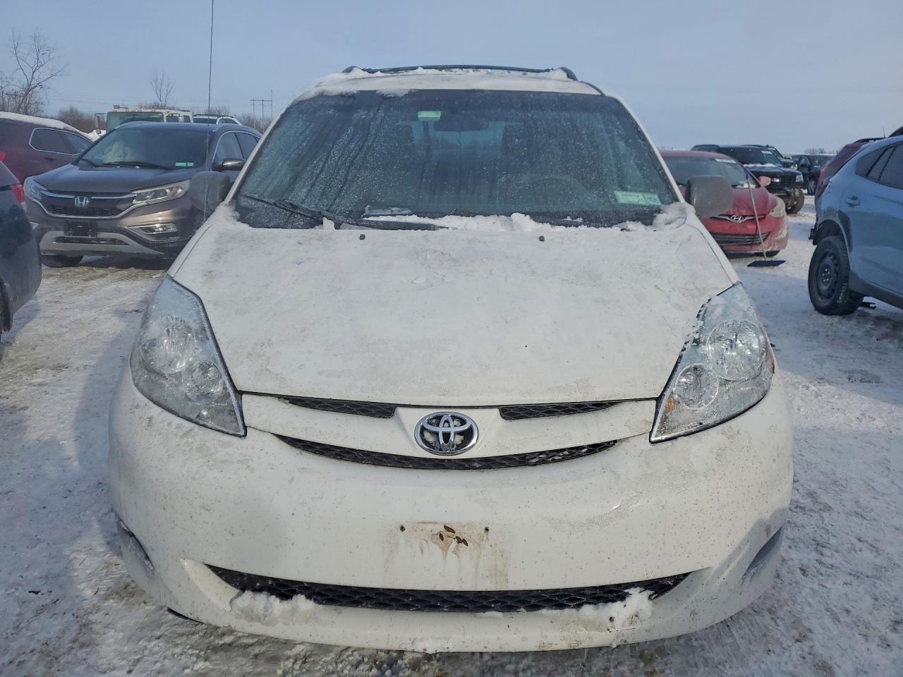 2007 TOYOTA SIENNA