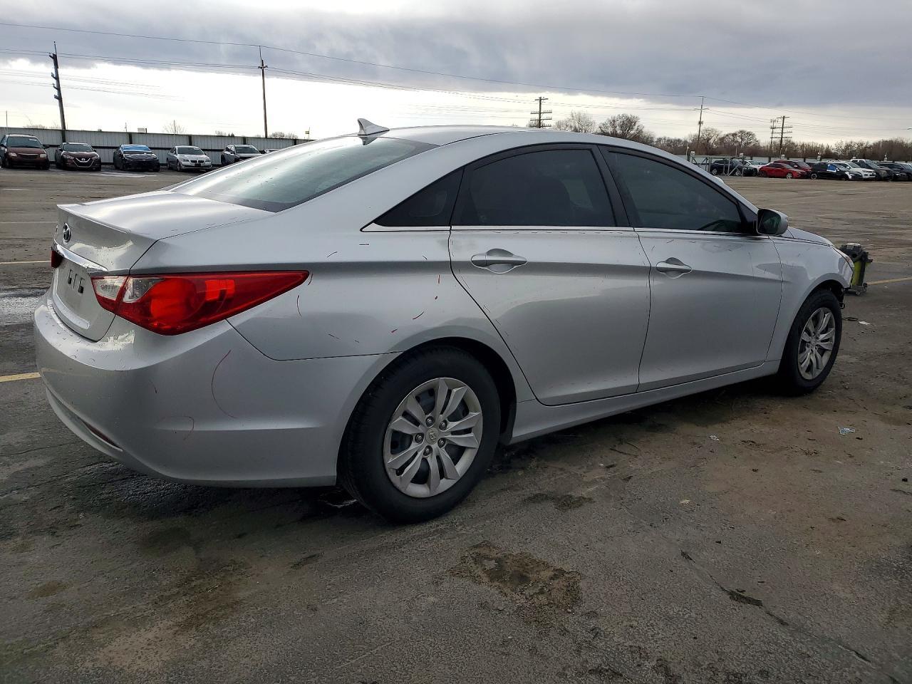 2011 HYUNDAI SONATA