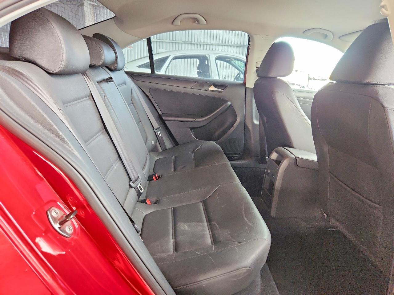 2012 VOLKSWAGEN JETTA
