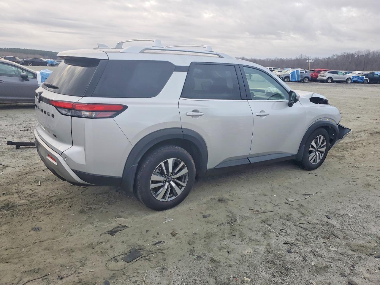 2024 NISSAN PATHFINDER