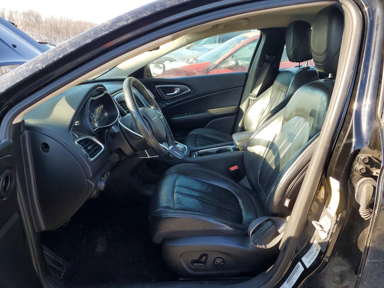 2015 CHRYSLER 200