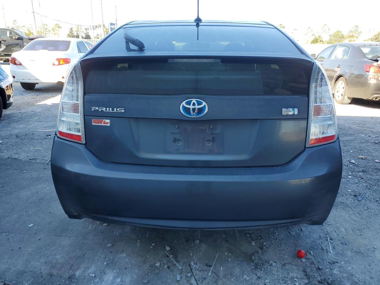 2010 TOYOTA PRIUS
