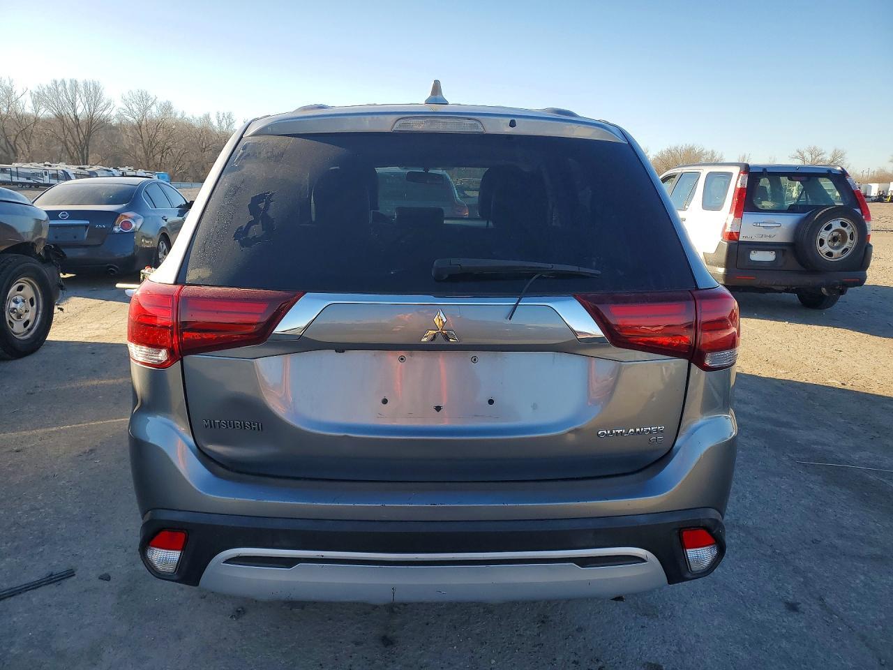 2019 MITSUBISHI outlander