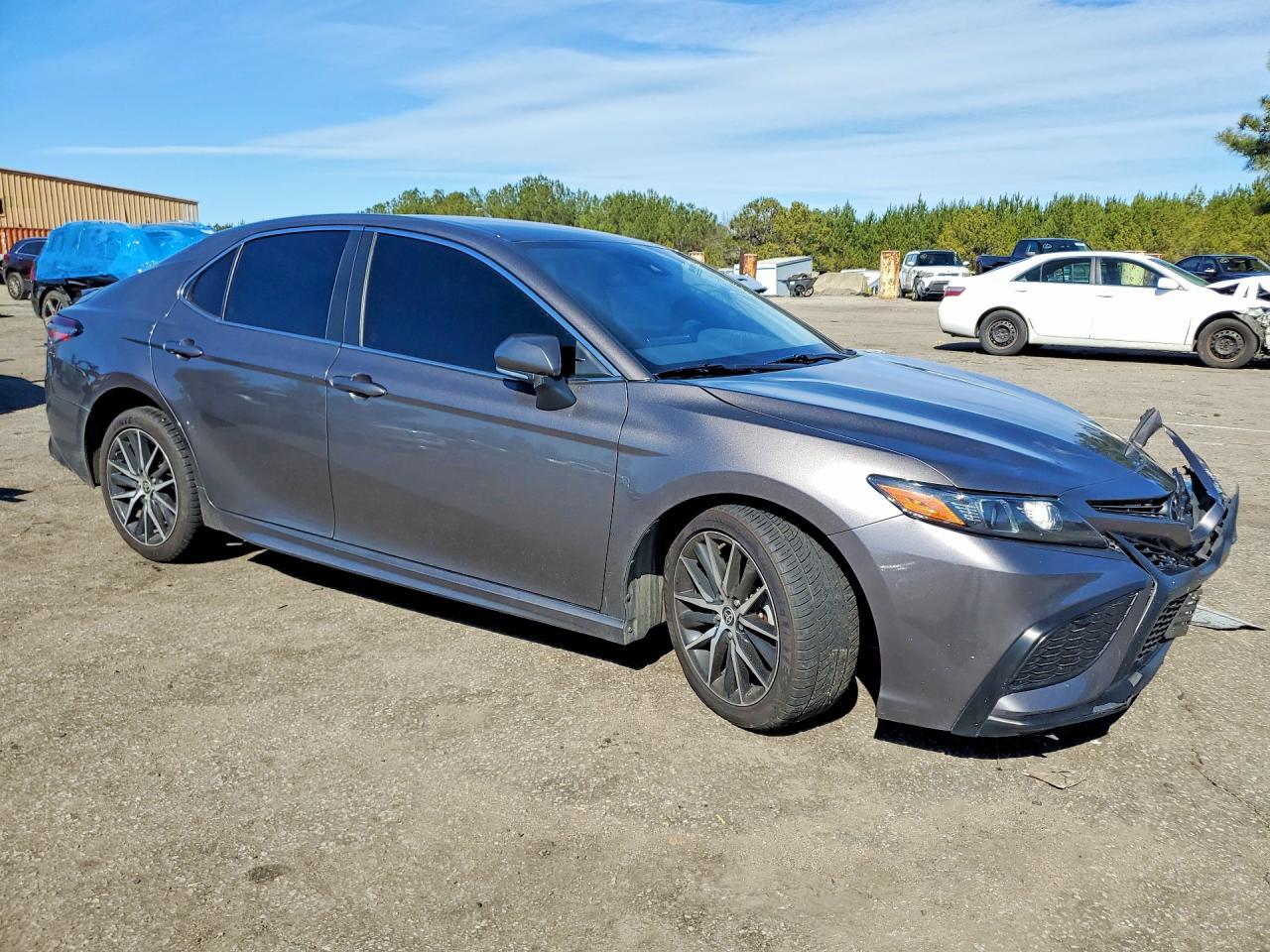2022 TOYOTA CAMRY
