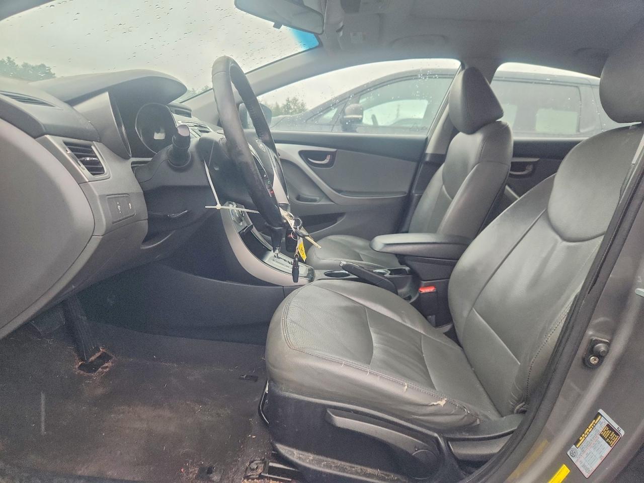 2011 HYUNDAI ELANTRA