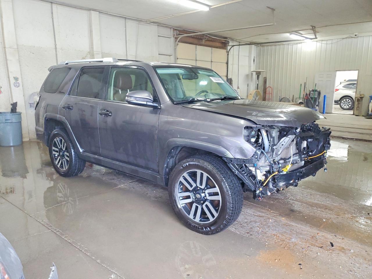 2017 TOYOTA 4Runner