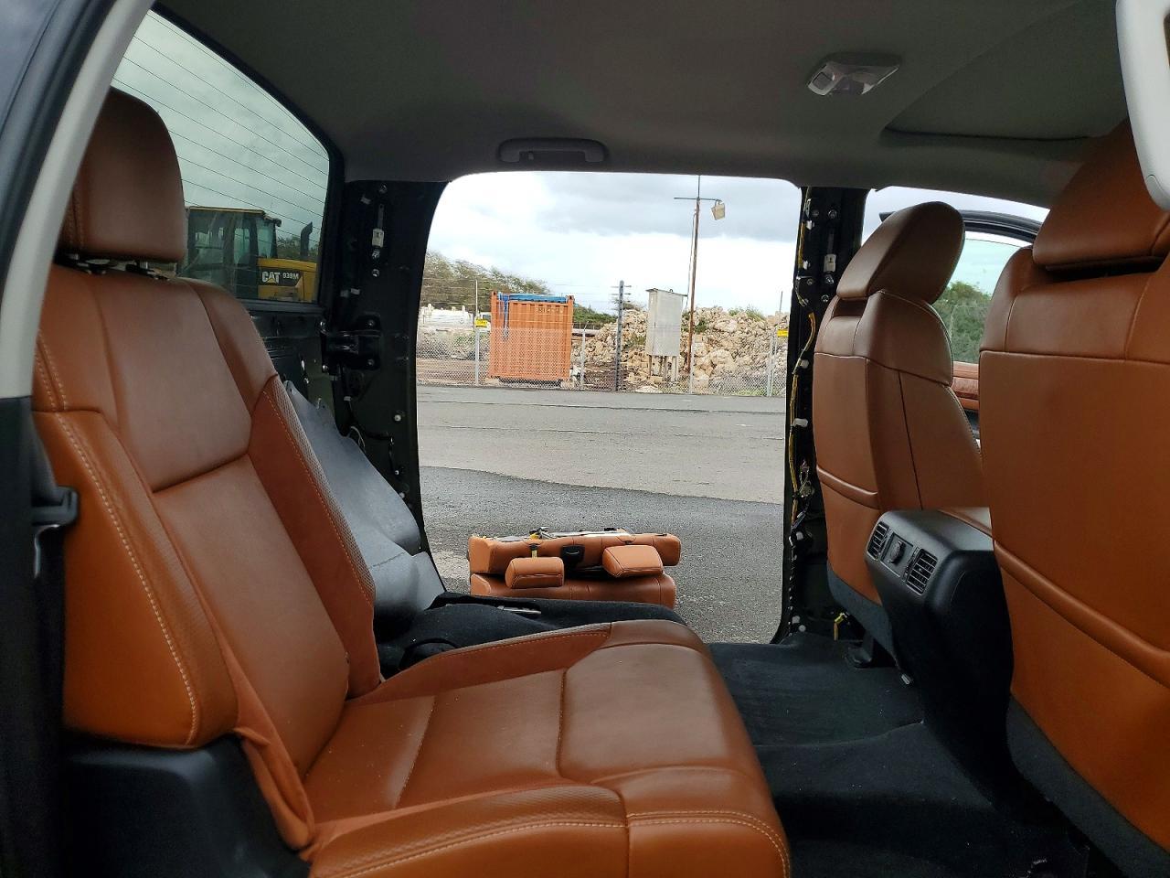 2016 TOYOTA TUNDRA
