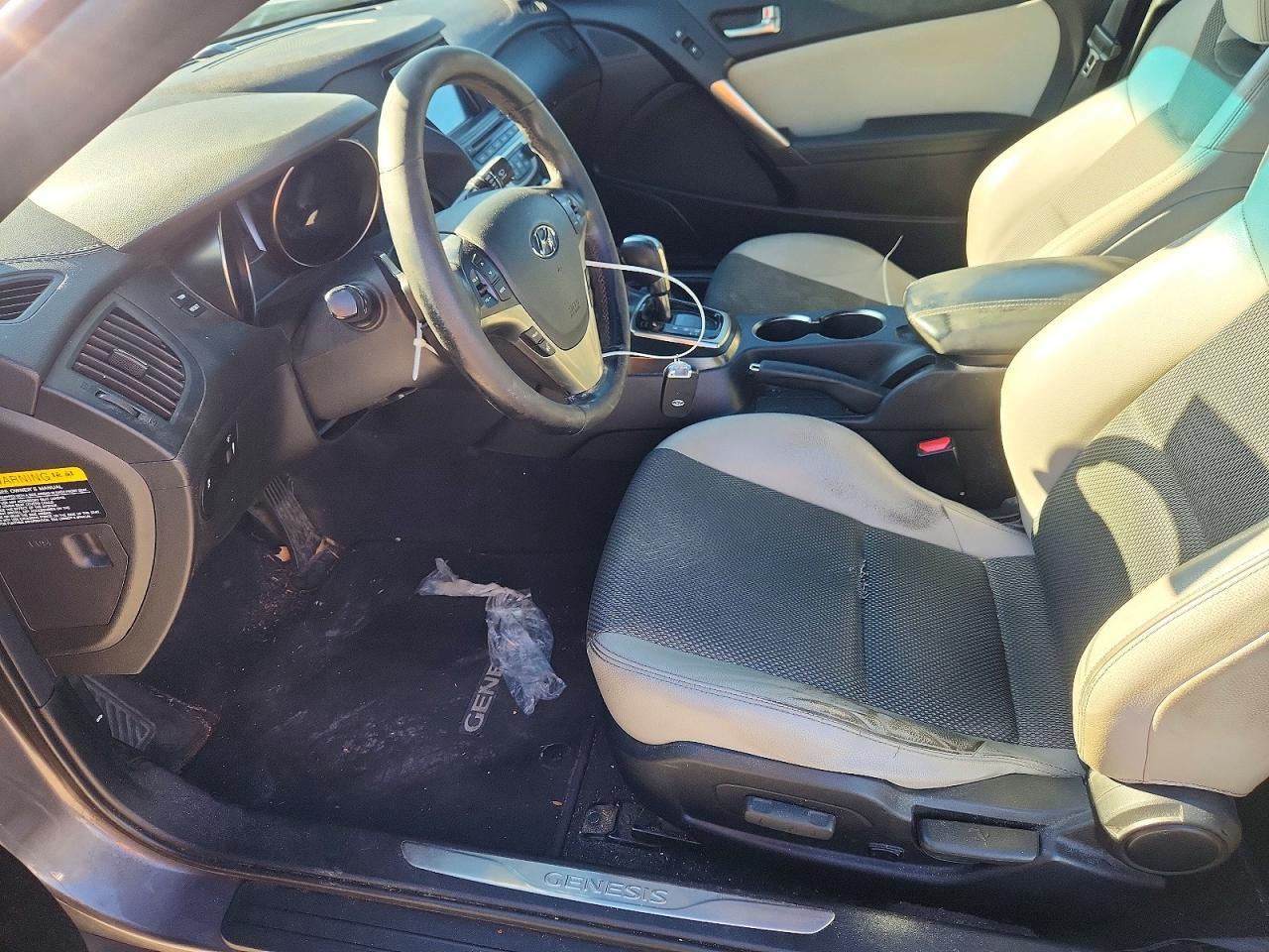 2013 HYUNDAI GENESIS