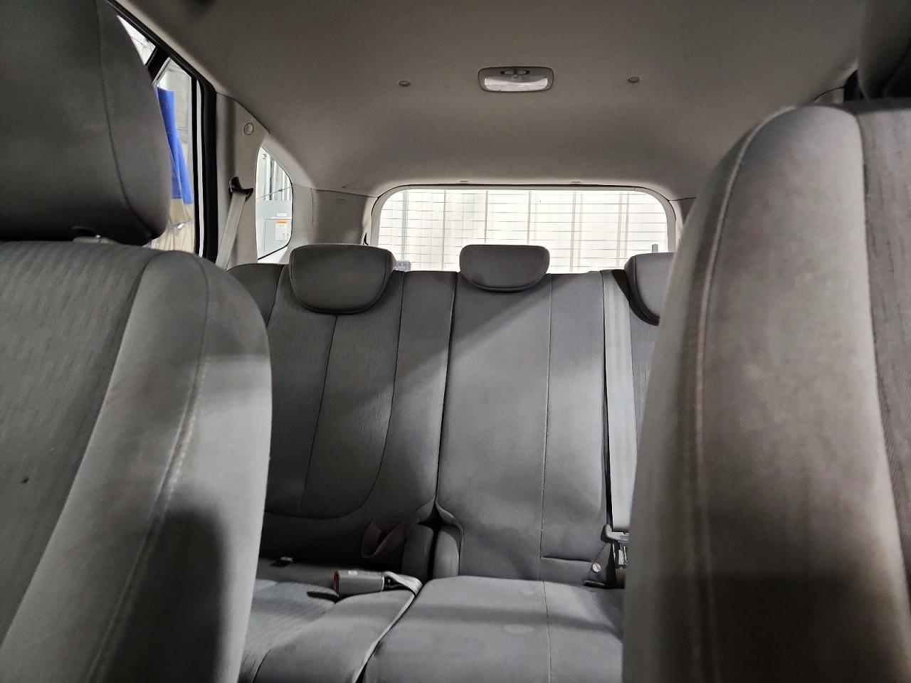 2008 KIA RONDO