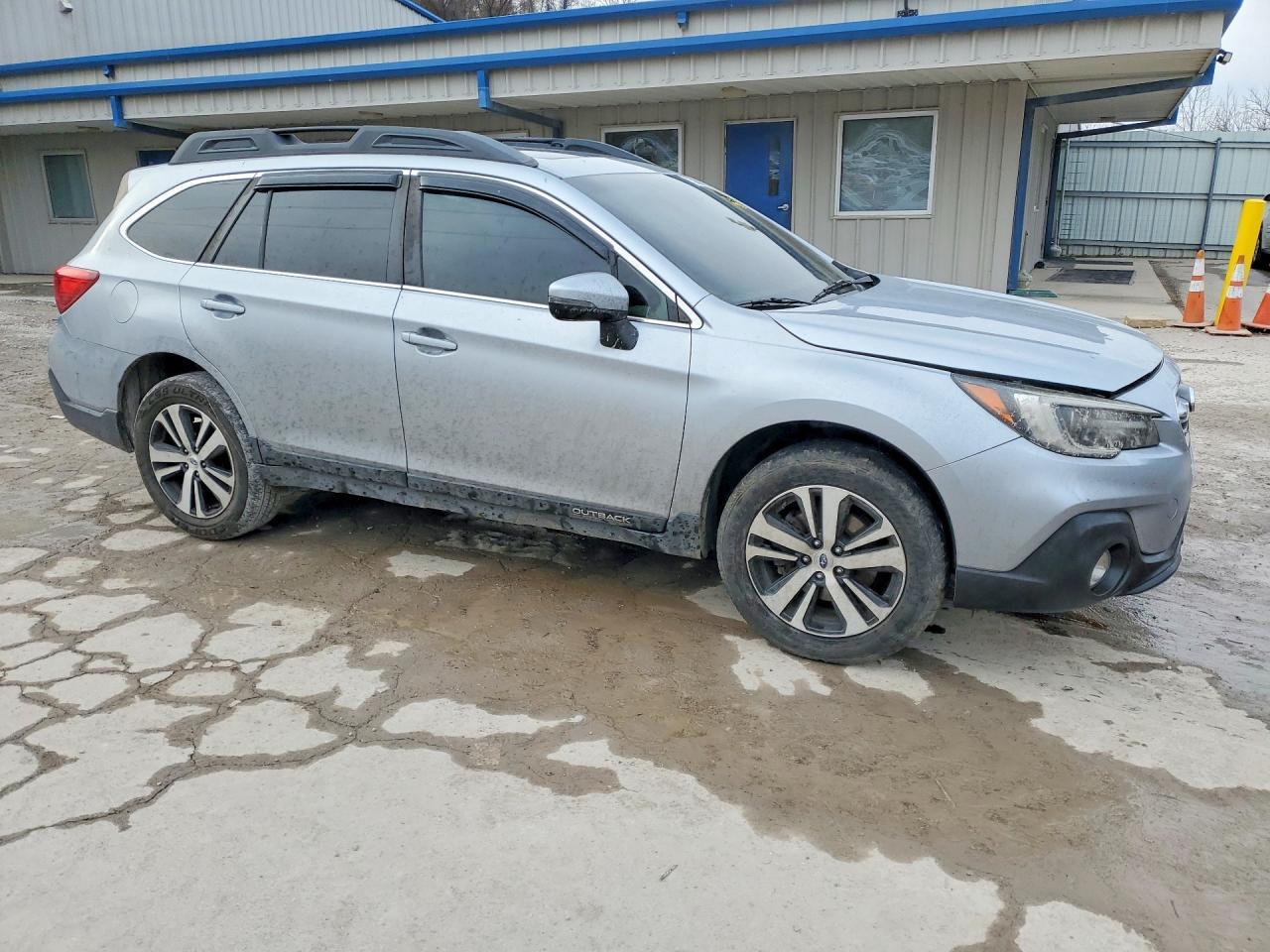 2019 SUBARU Outback