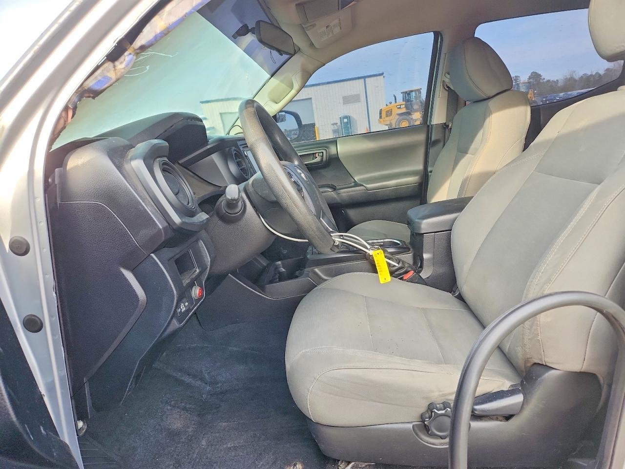2016 TOYOTA TACOMA