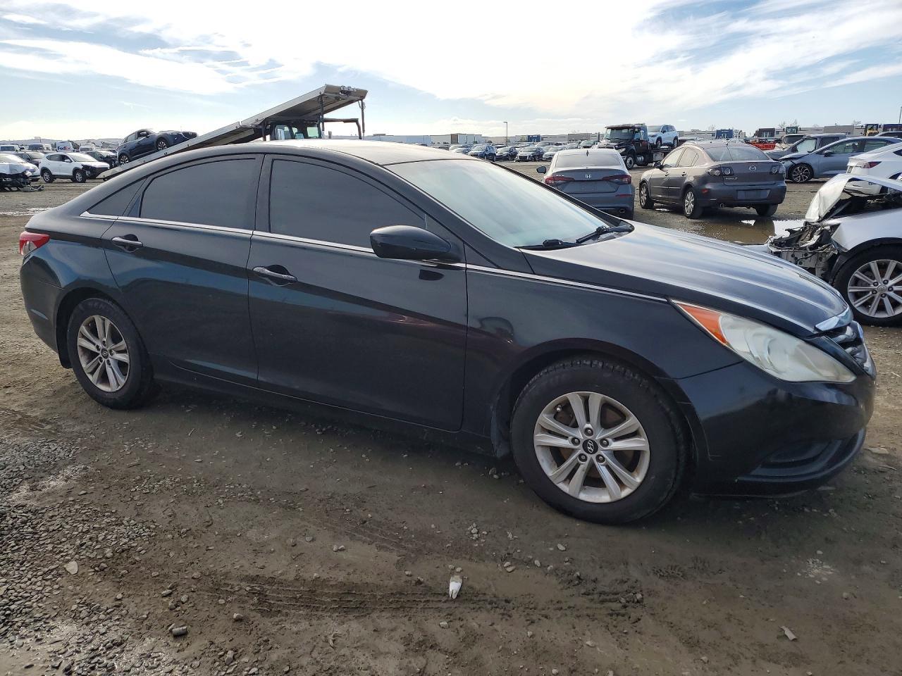 2013 HYUNDAI SONATA