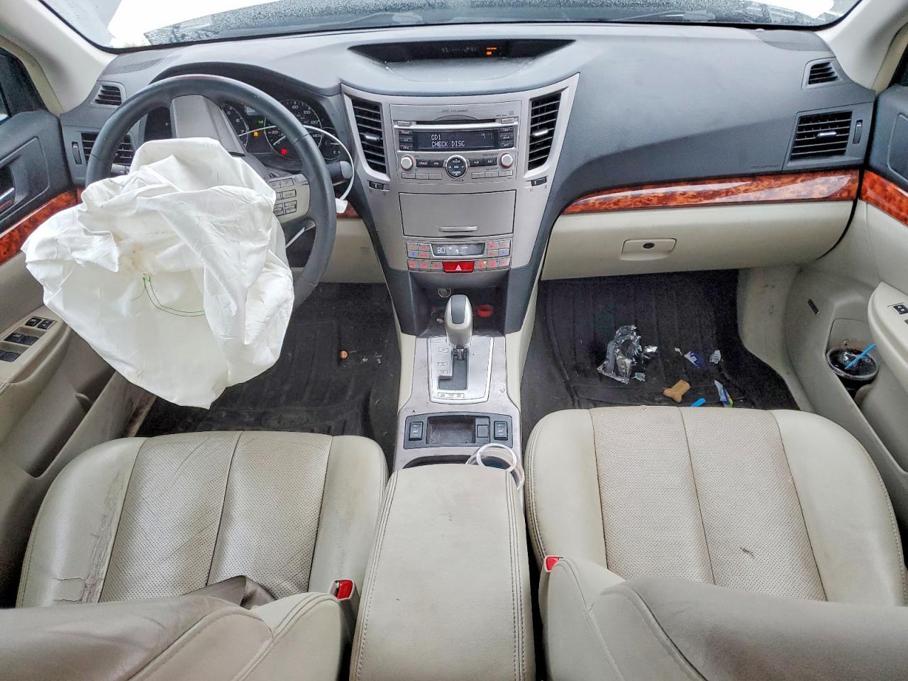 2011 SUBARU Legacy