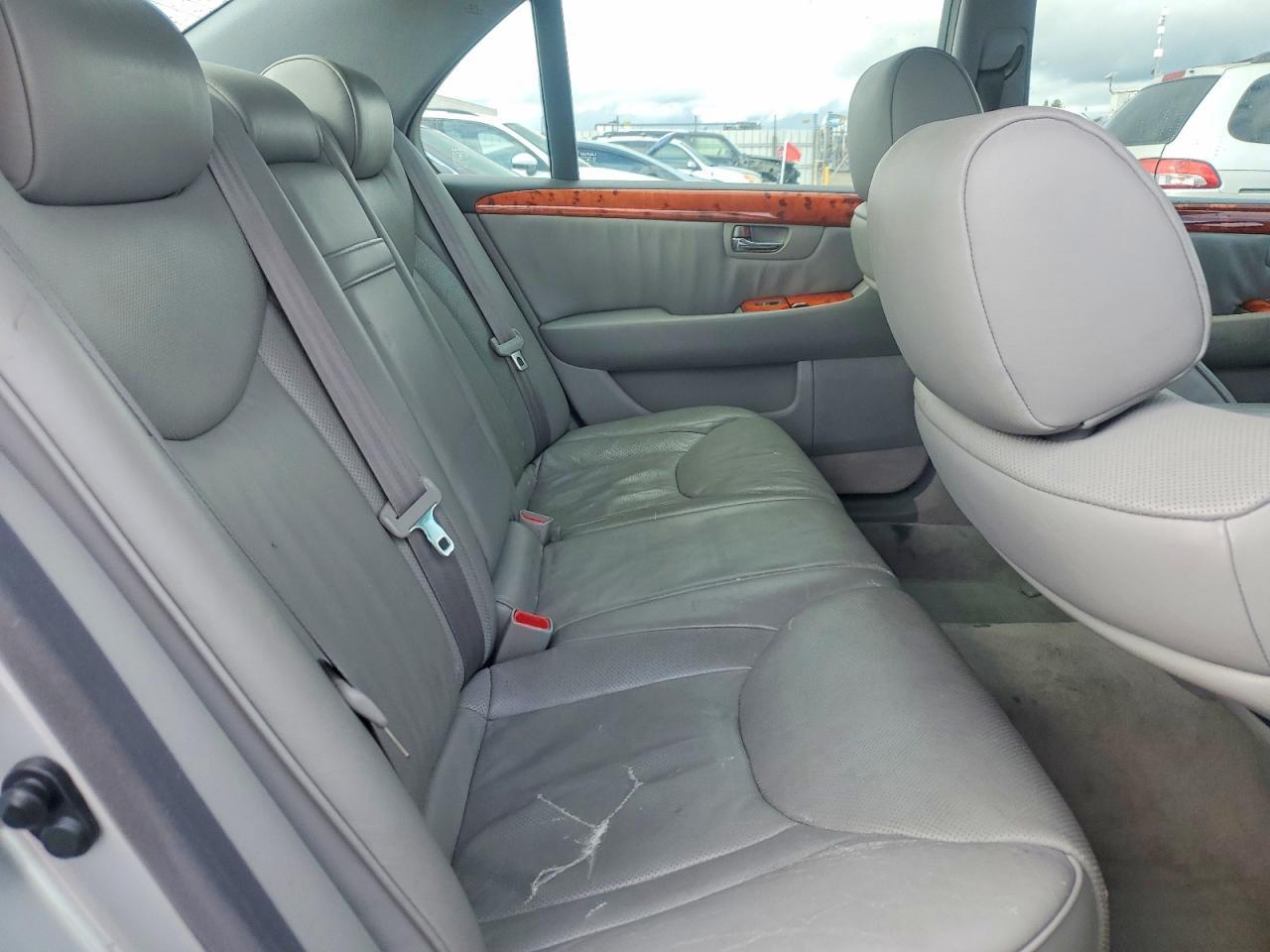 2004 LEXUS Ls 430