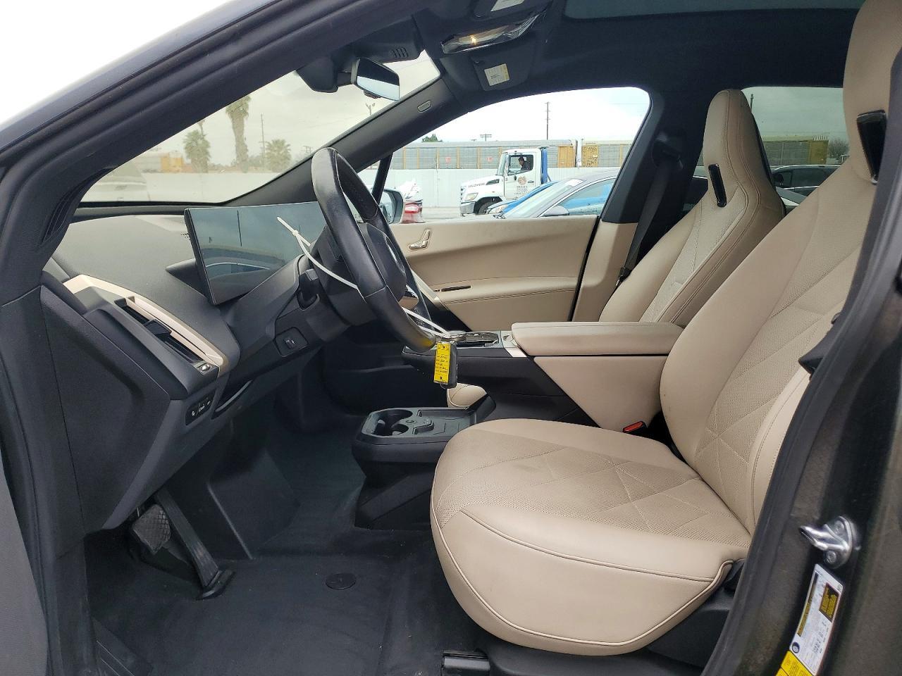 2024 BMW iX