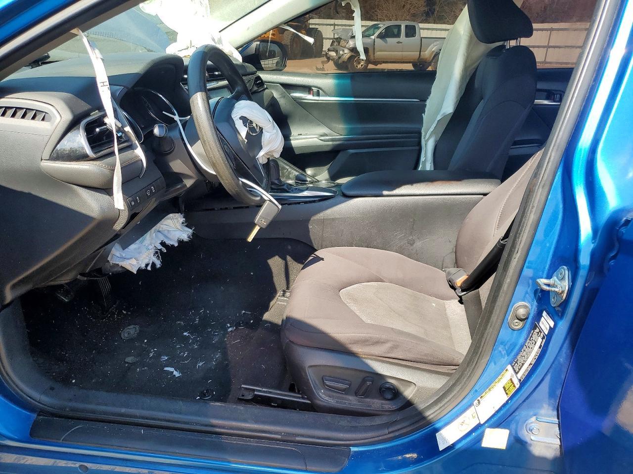 2019 TOYOTA CAMRY