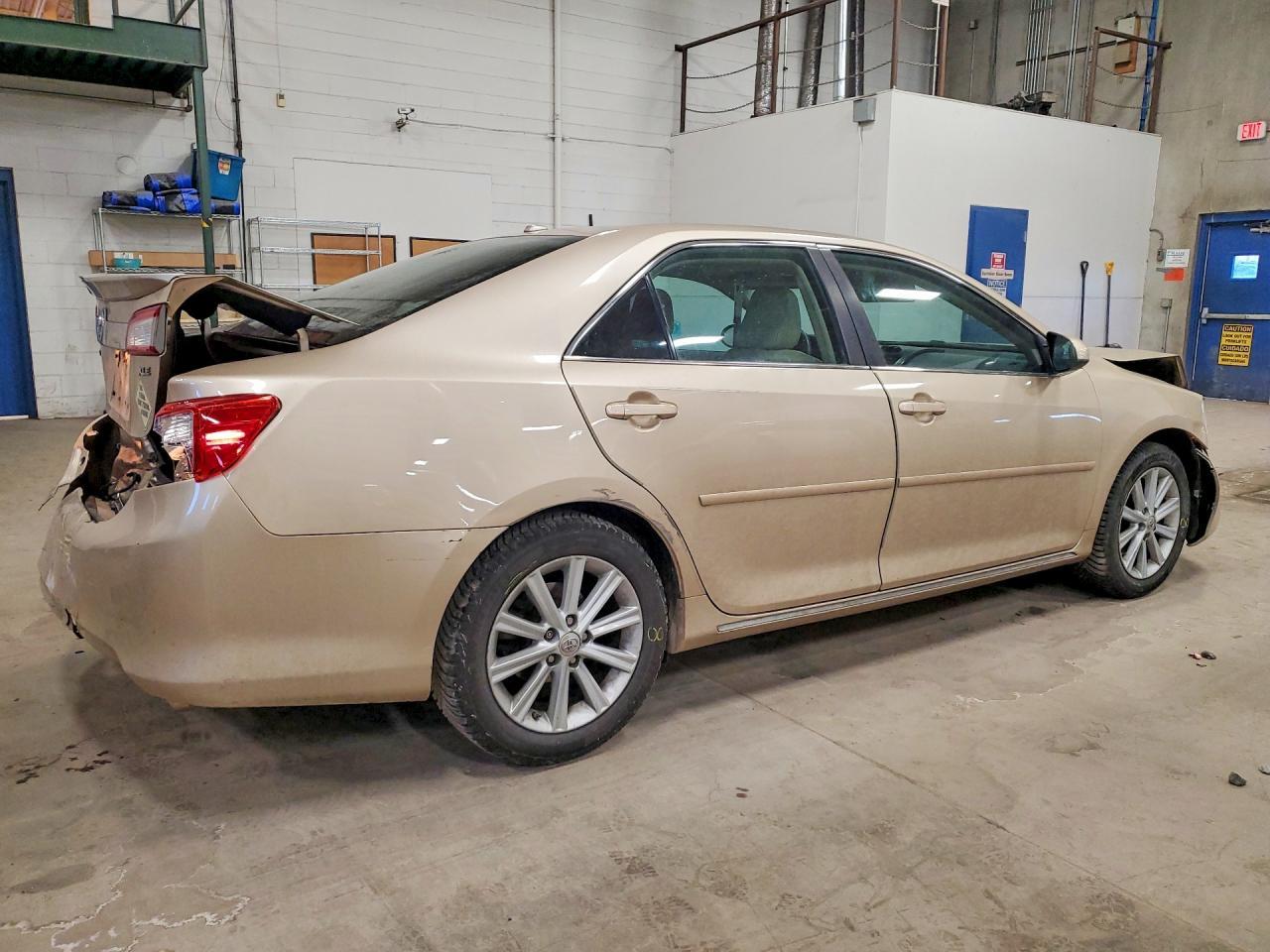 2012 TOYOTA CAMRY