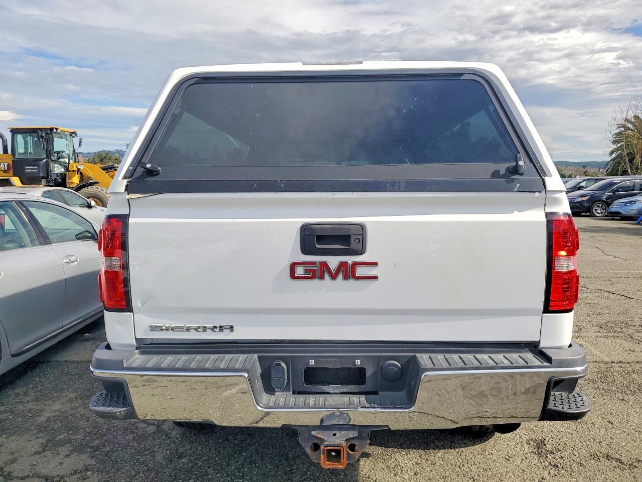 2015 GMC Sierra