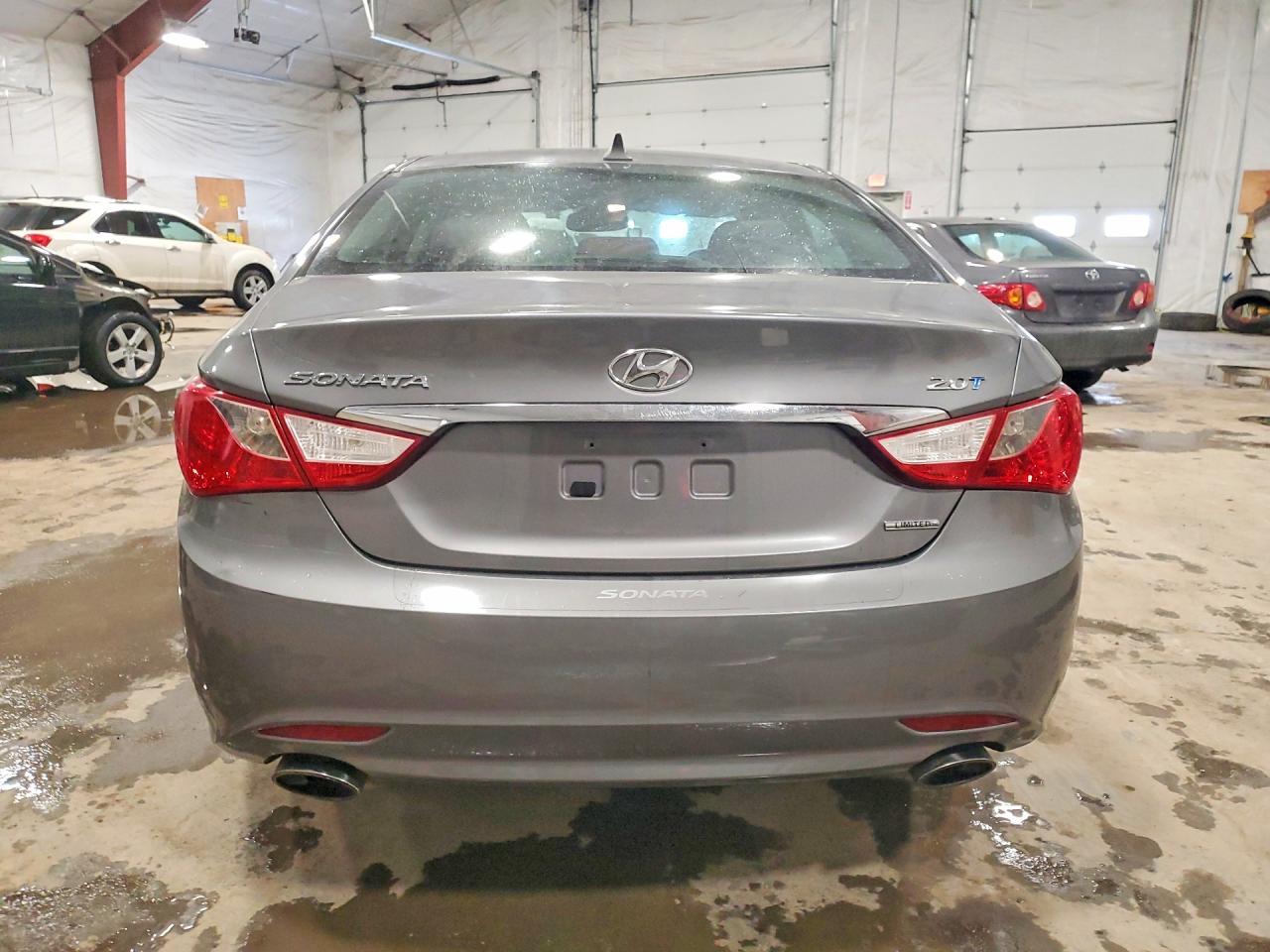 2011 HYUNDAI SONATA