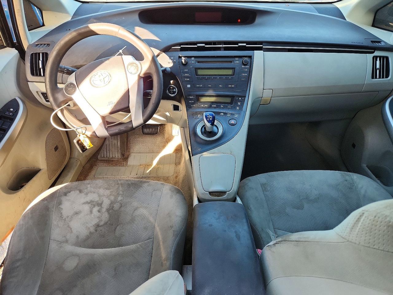 2010 TOYOTA PRIUS