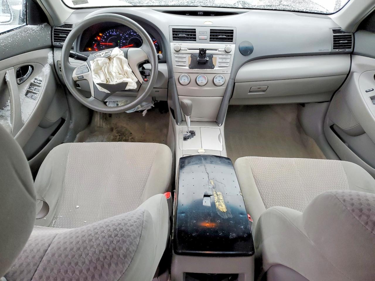 2011 TOYOTA CAMRY