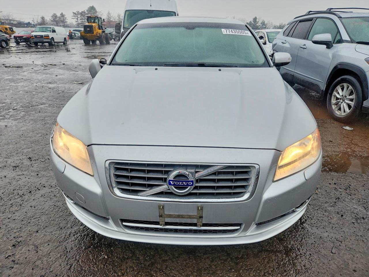 2010 VOLVO S80