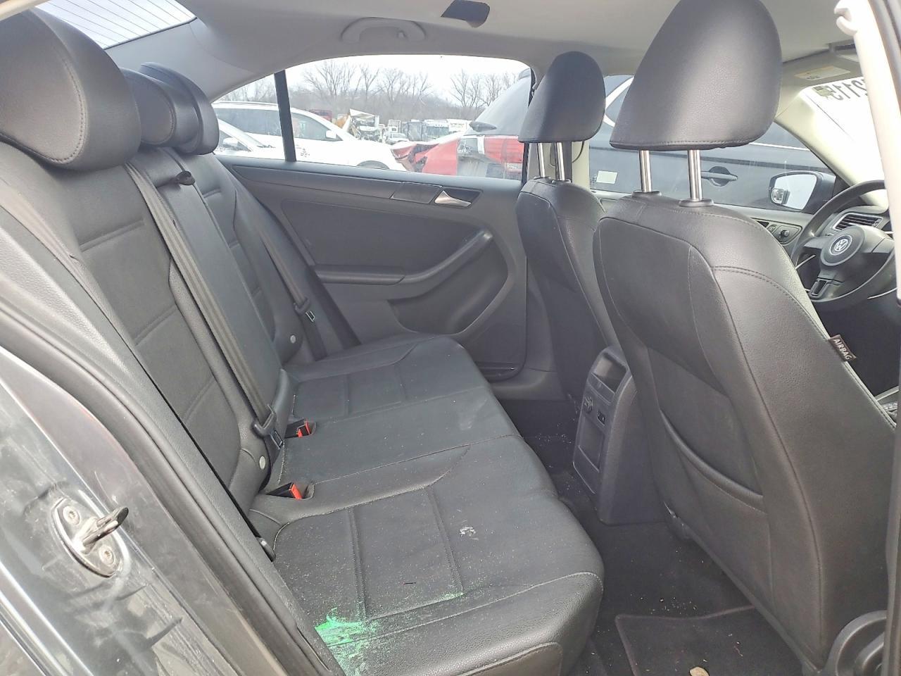 2012 VOLKSWAGEN JETTA