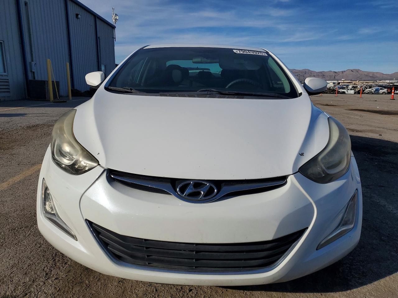 2016 HYUNDAI ELANTRA