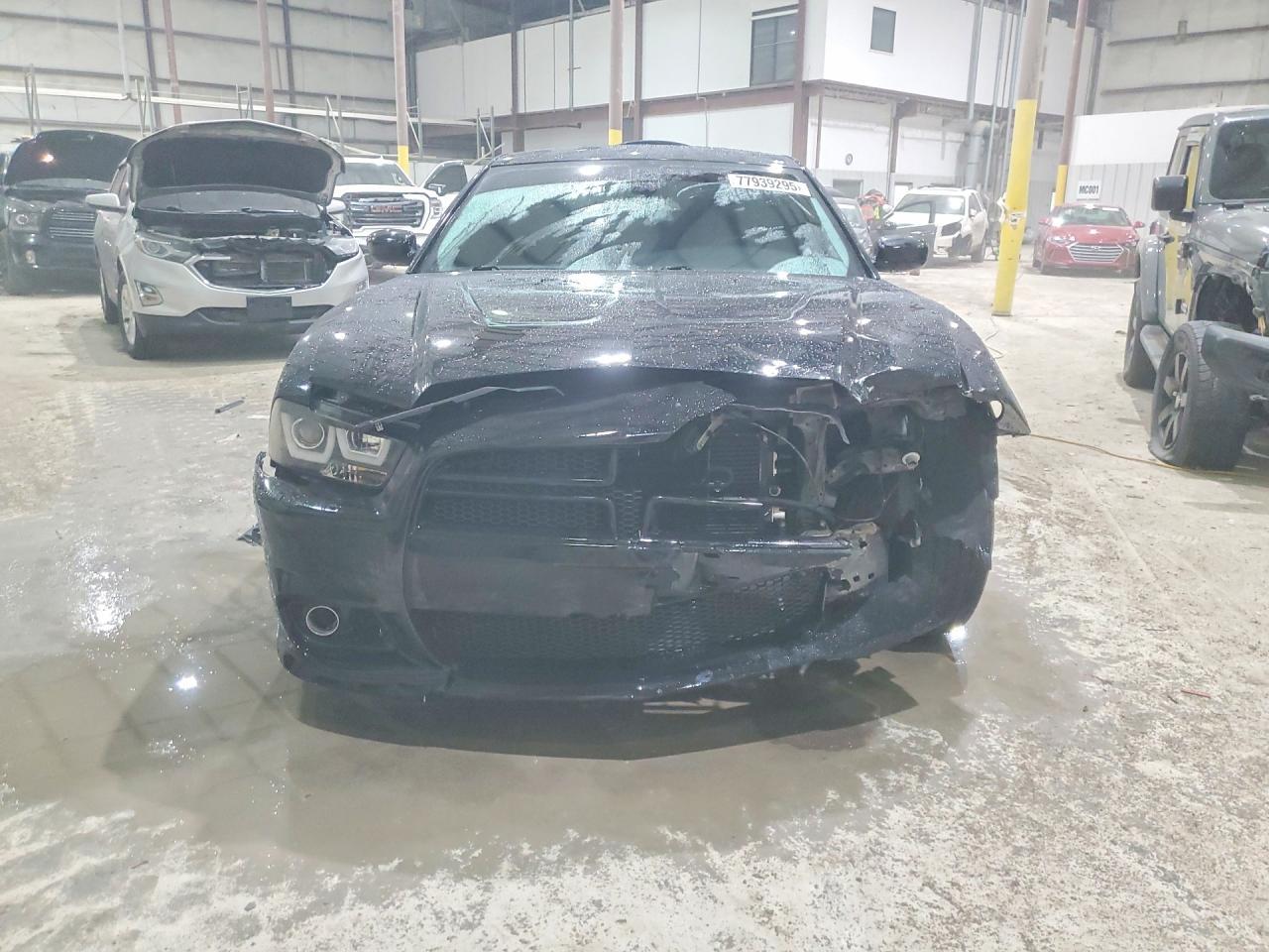 2013 DODGE CHARGER