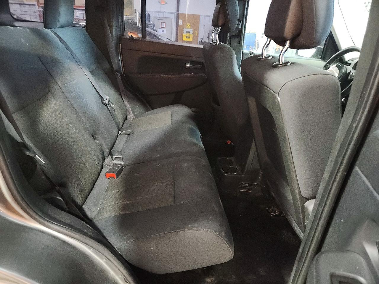 2012 JEEP Liberty