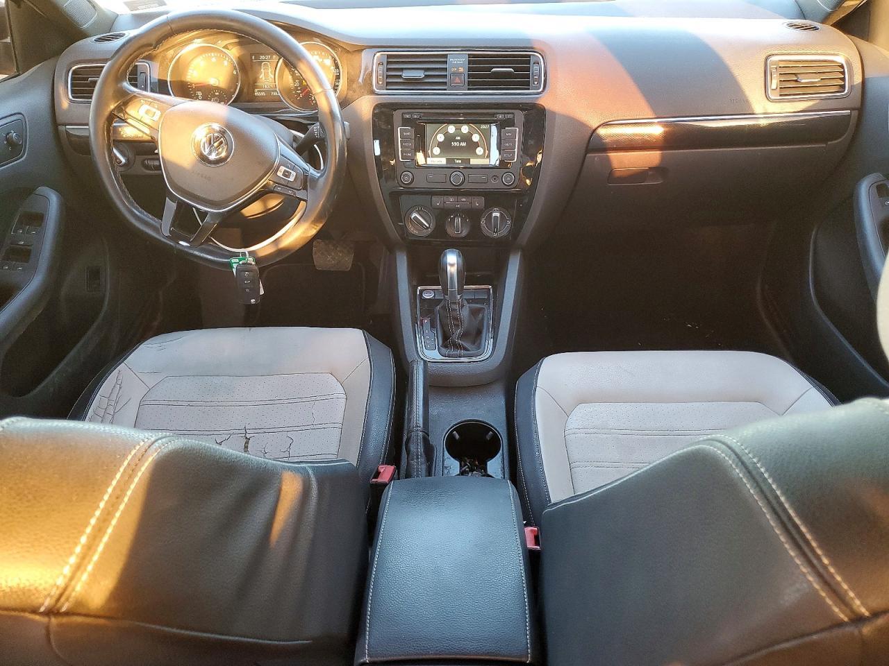 2015 VOLKSWAGEN JETTA