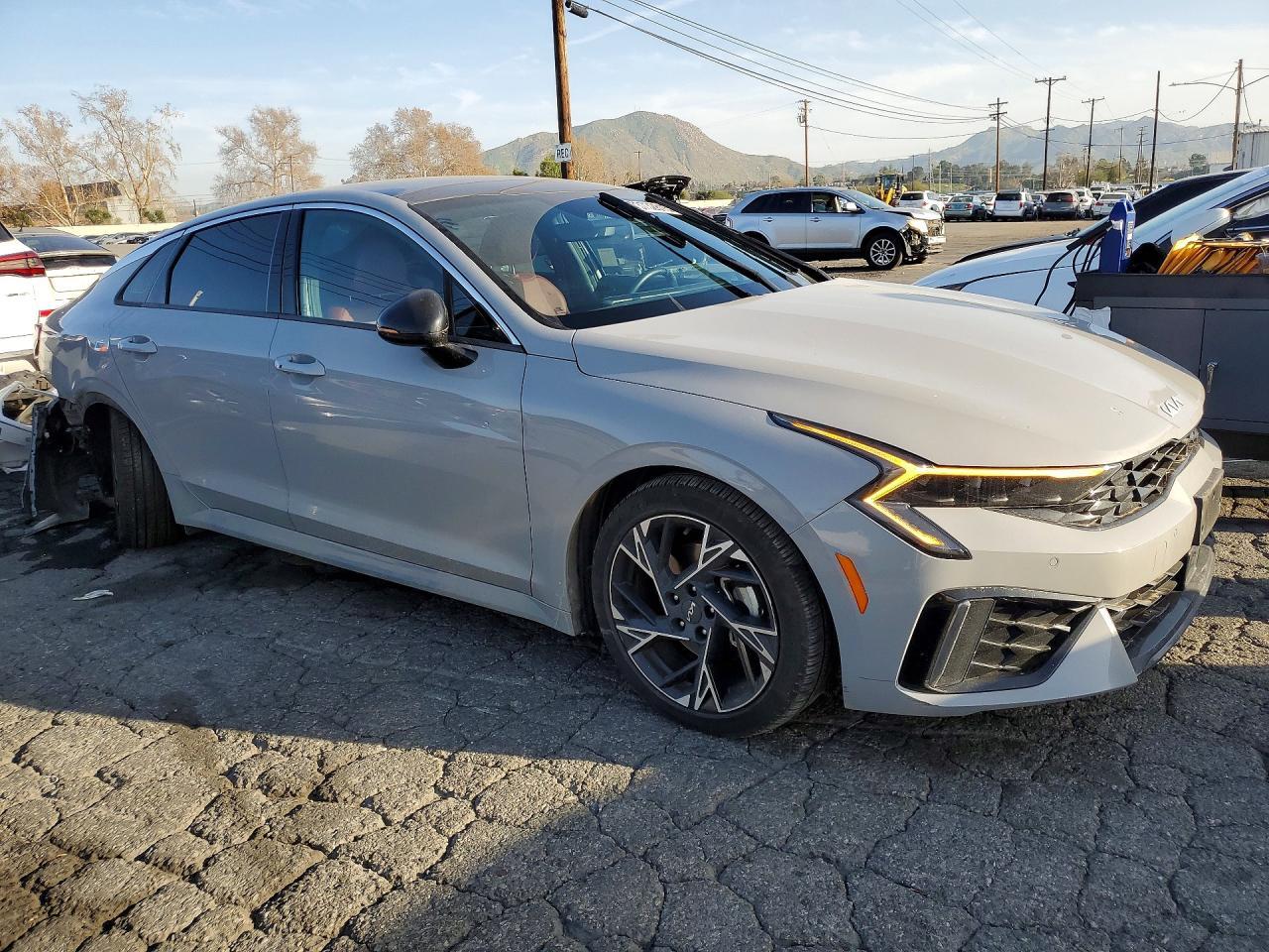 2025 KIA K5